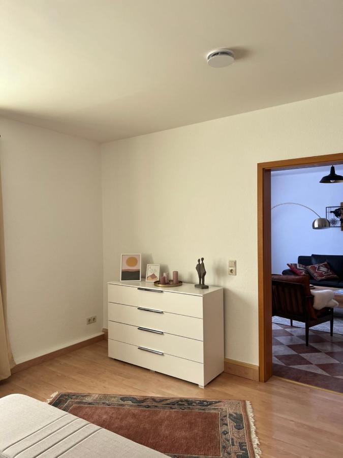 Sehr Schoene Wohnung,Komplett Neu Eingerichtet Limabach - Oberfrohna Екстериор снимка